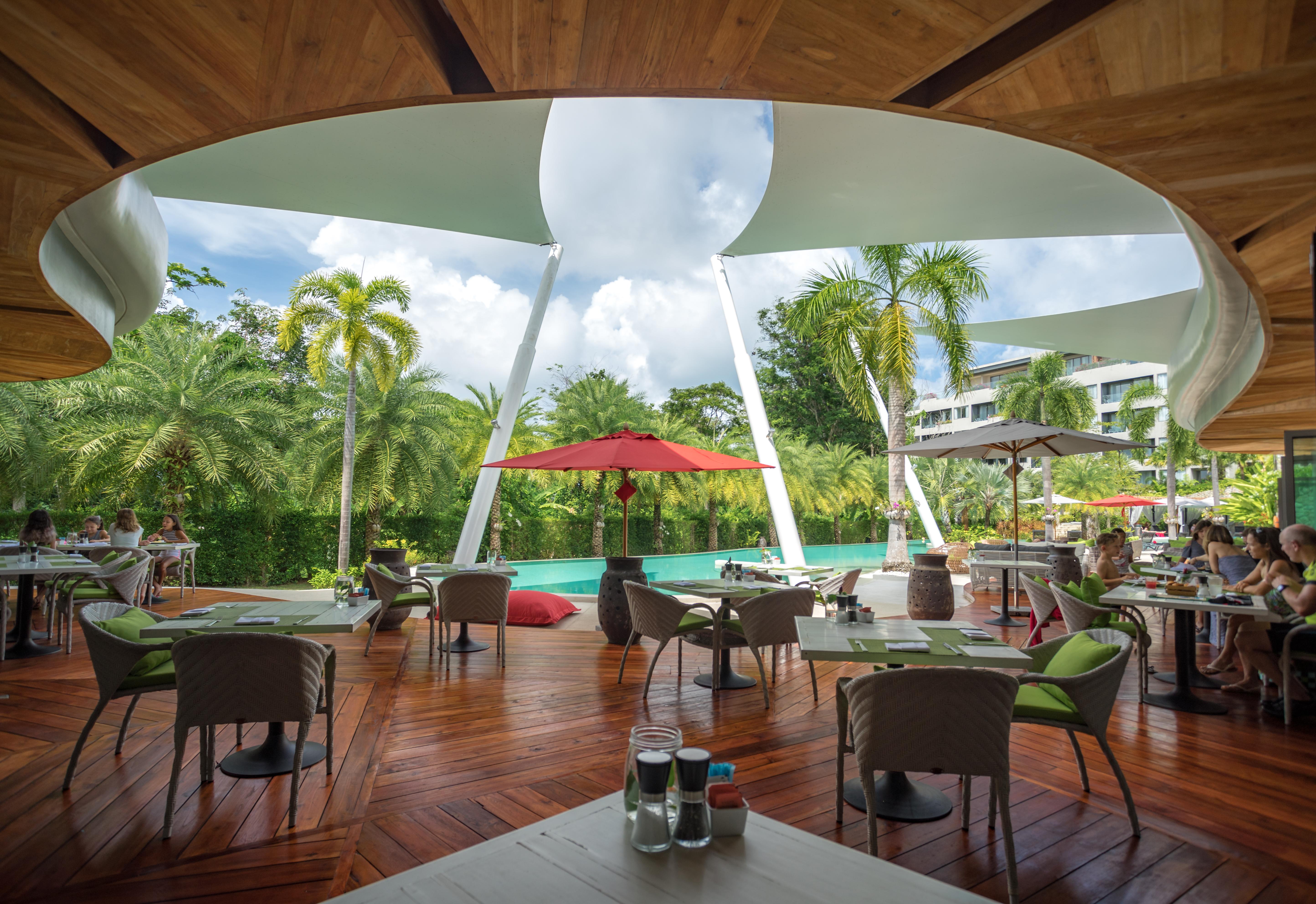 The Pavilions Phuket (Adults Only) Pantai Bang Tao Bagian luar foto The Deck