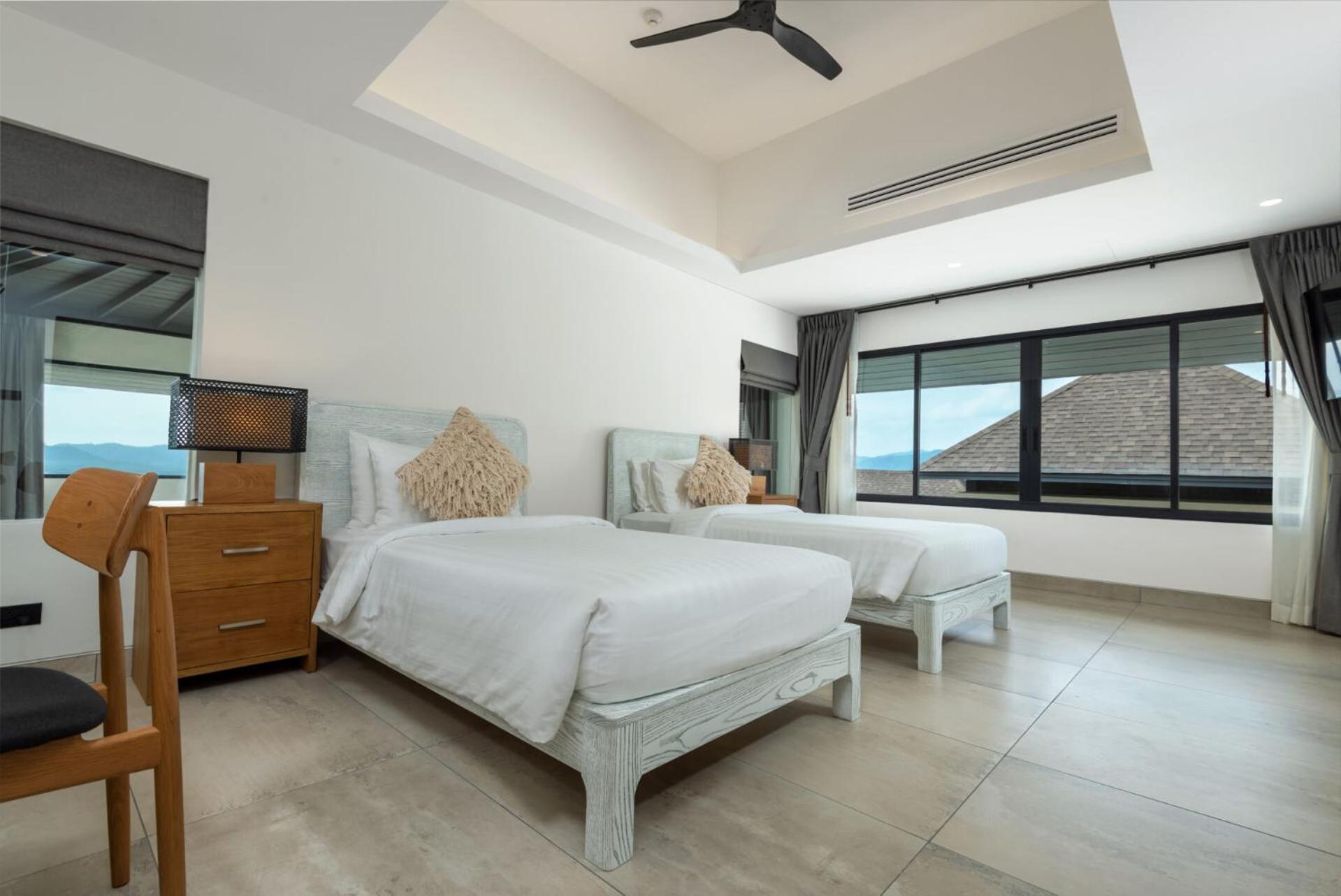 The Pavilions Phuket (Adults Only) Pantai Bang Tao Bagian luar foto A bedroom at the resort